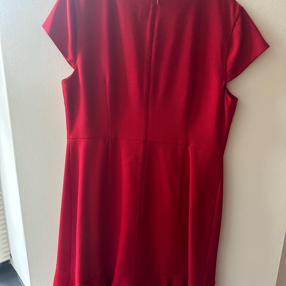 Karl Lagerfeld Elegant Ruffle Red Dress - Picture 4 of 4